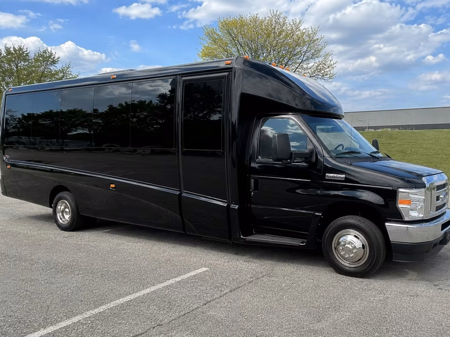 15 passenger minibus