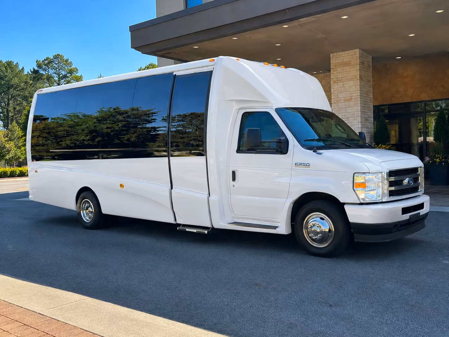 18 passenger minibus